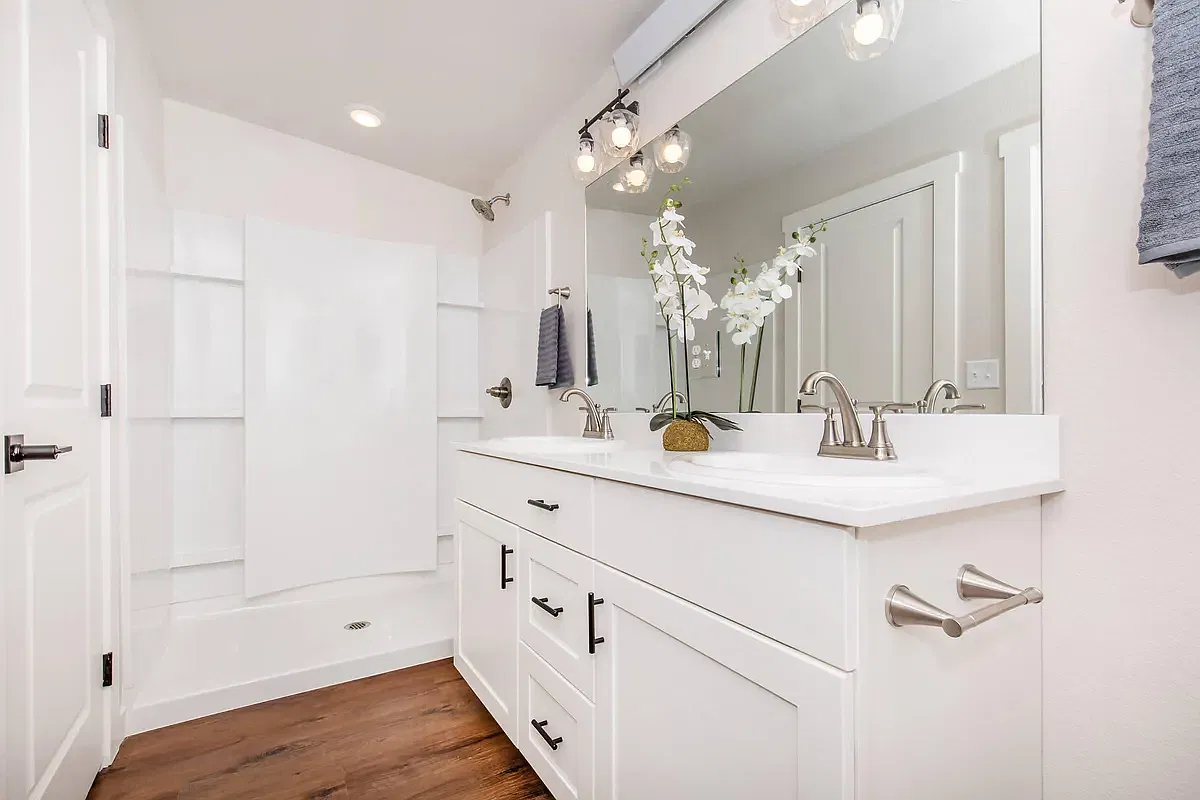 3 bed, 2.5 bath, 1500 sqft, $3,099 — Photo 3