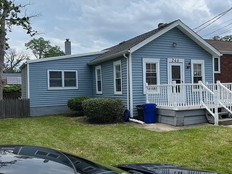 246 Britton Ave — Photo 2