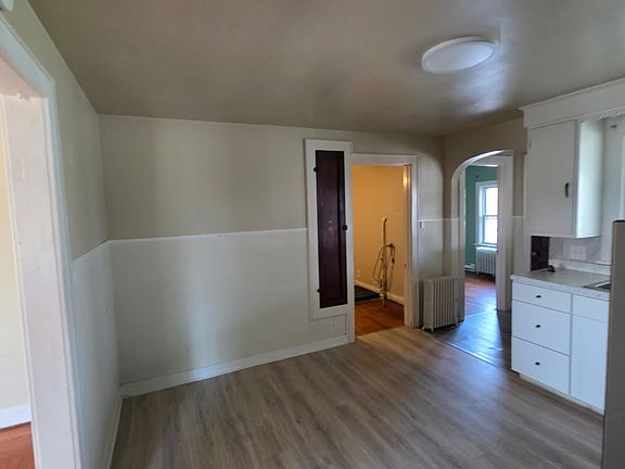 5th image of 13 Lawrence St
