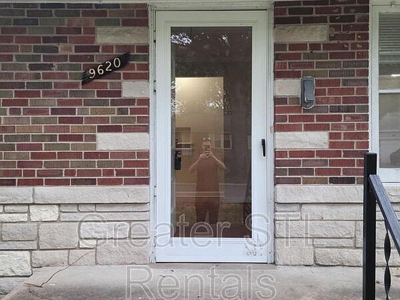 4th image of 9620 Griffin Dr
