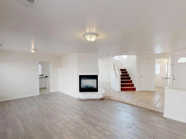 715 Plantain Lily Ave — Photo 4