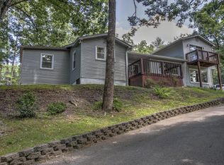 3584 Carvins Cove Rd, Salem, VA 24153