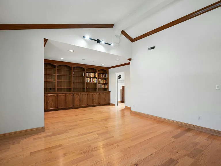 227 S Irena Ave #12 — Photo 28