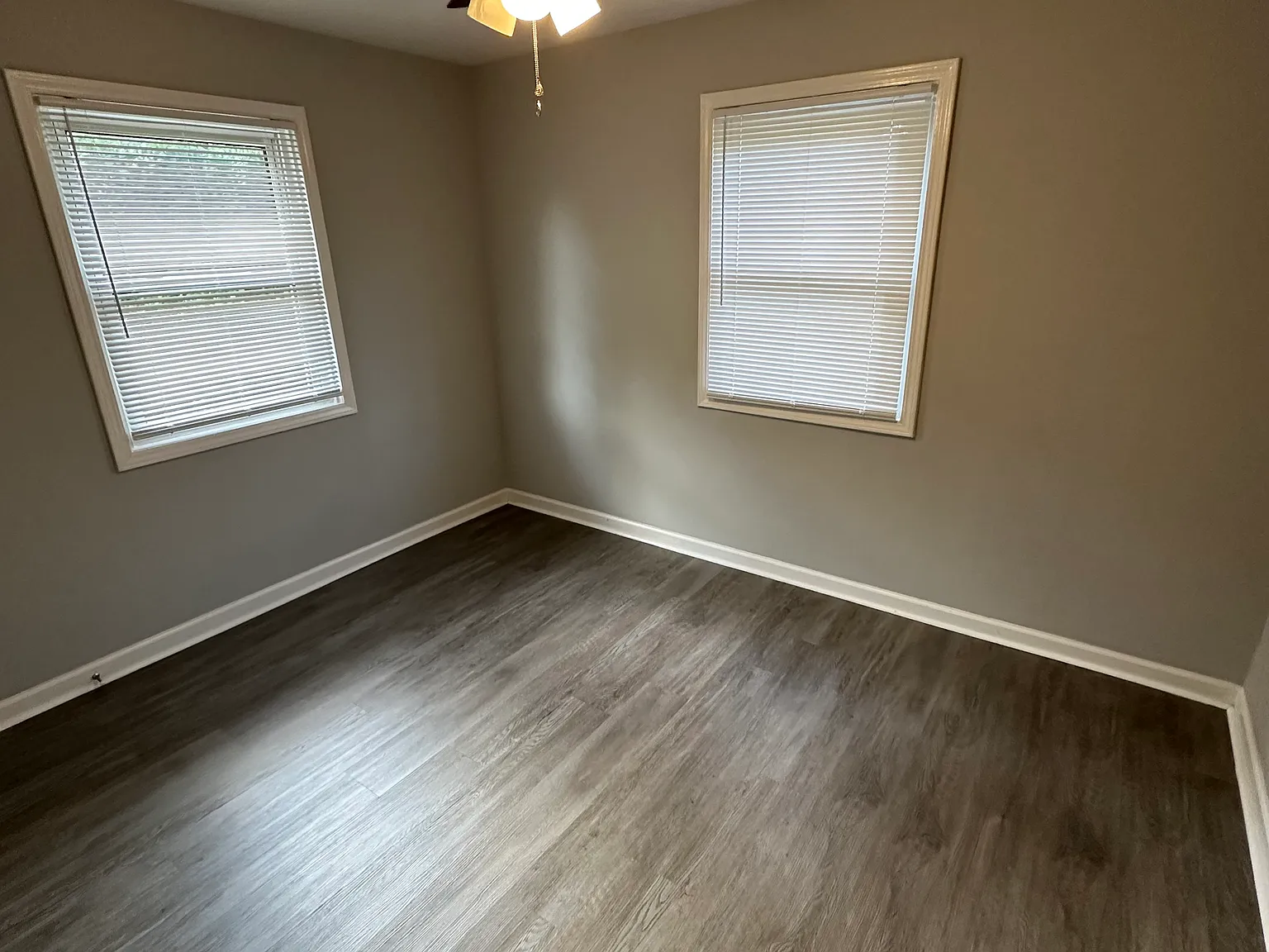 2 bed, 864 sqft, $1,400 — Photo 4