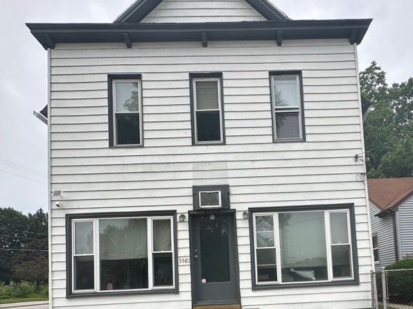 3581 S Kinnickinnic Ave