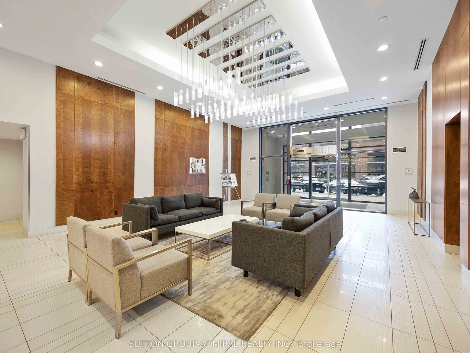 2 bed, $2,599 — Photo 4