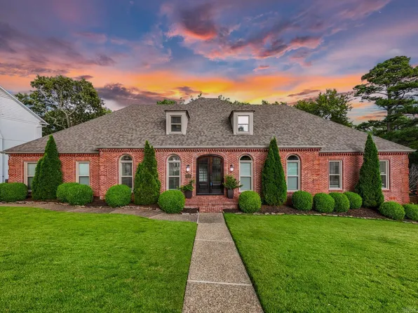 17 Ledgelawn Dr, Little Rock, AR 72212