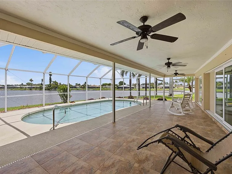1714 Claw Ct — Photo 22
