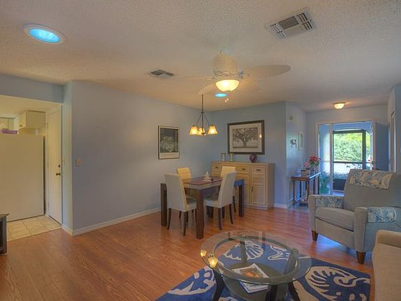 5th image of 1602 Layton Ct #0