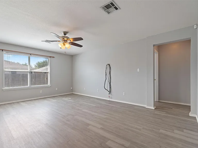 13413 Constellation Dr — Photo 3