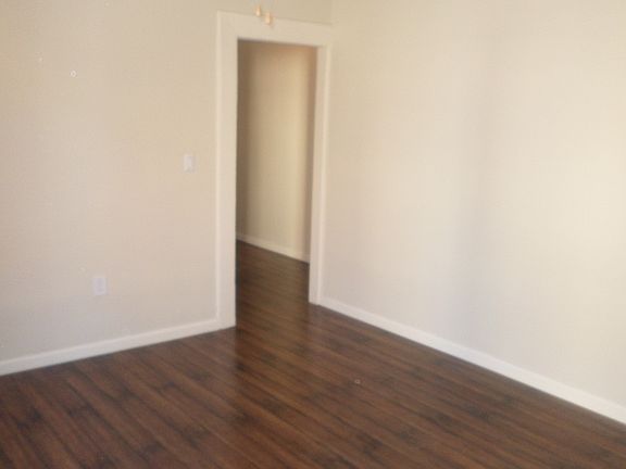 3rd image of 176 Howard Ave APT 2R