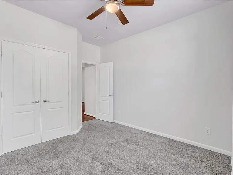 10514 Kentington Oak Dr — Photo 36