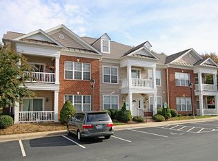 1052 Glenwood Station Ln Unit 201, Charlottesville, VA 22901