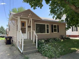 301 S 7th St, Oregon, IL 61061