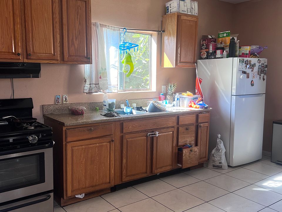1st image of 11938 Olive St #2