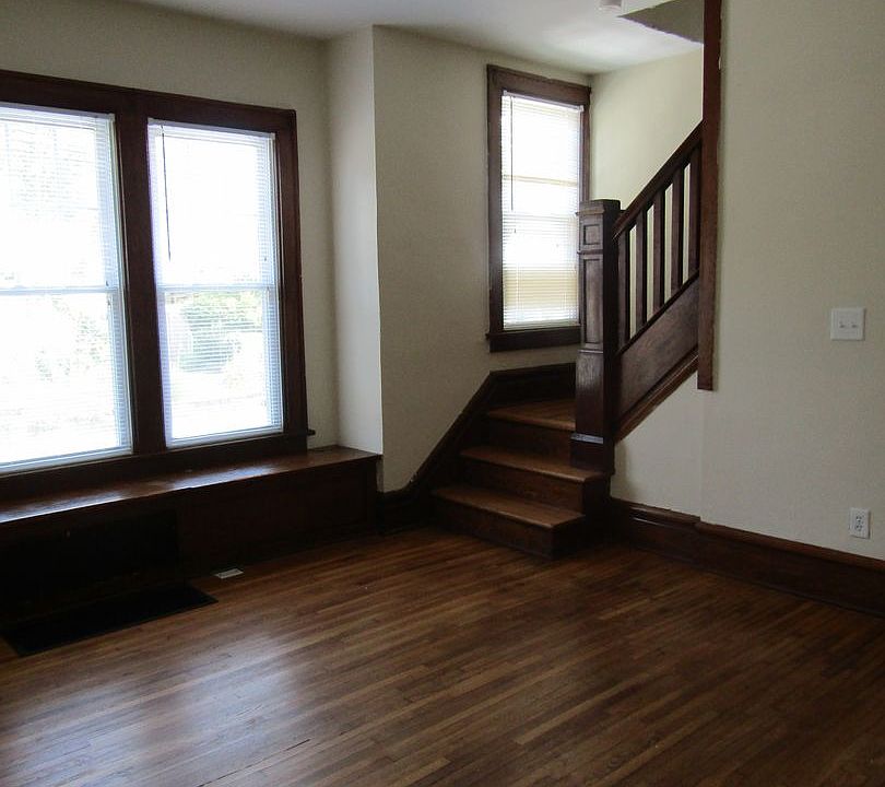 Building Photo 3