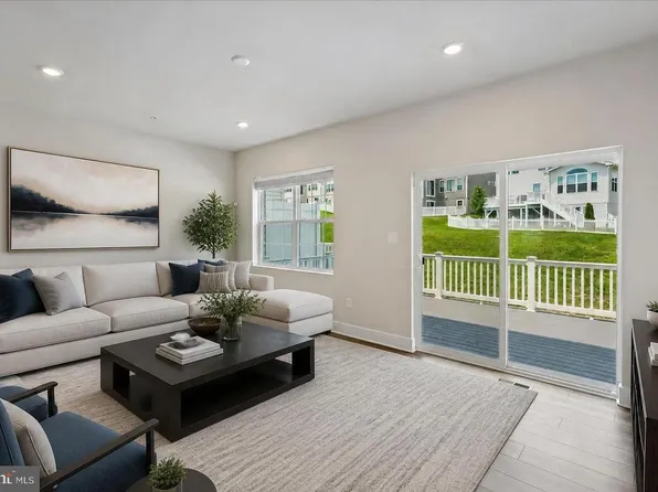 2380 Spruce Knob Ter, Frederick, MD 21702