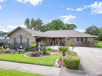 1317 S Shirley Ave, Gonzales, LA, 70737