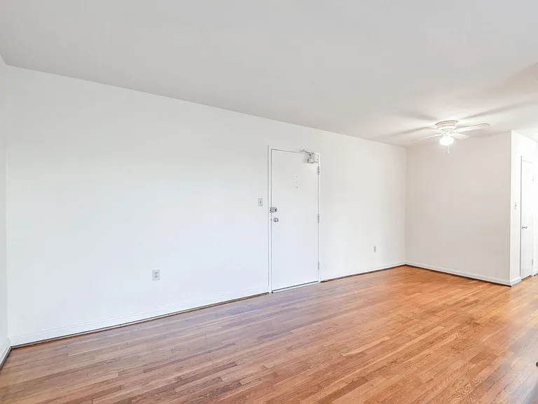 Arcadian House Apartments, LLC — Photo 5