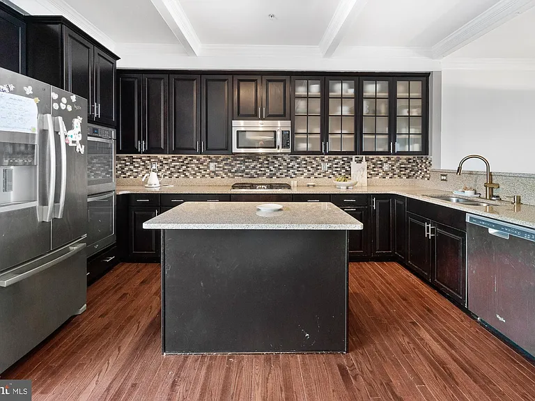 7803 Wormans Mill Rd — Photo 10
