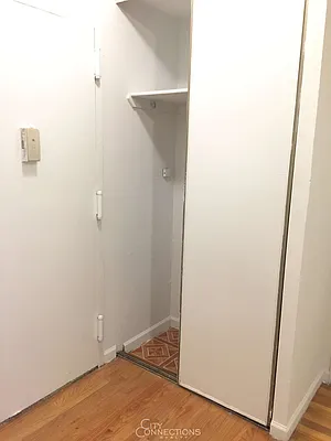 Rented by City Connections Realty | media 16