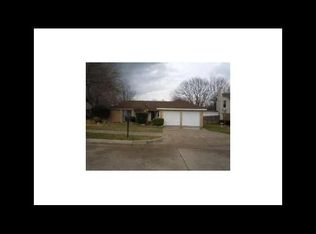 306 Overland Dr, Garland, TX 75040