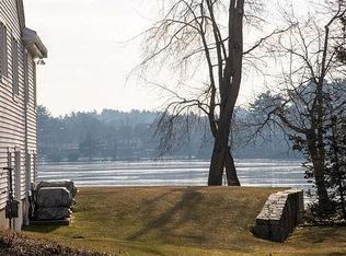 111 Locksley Rd, Lynnfield, MA 01940