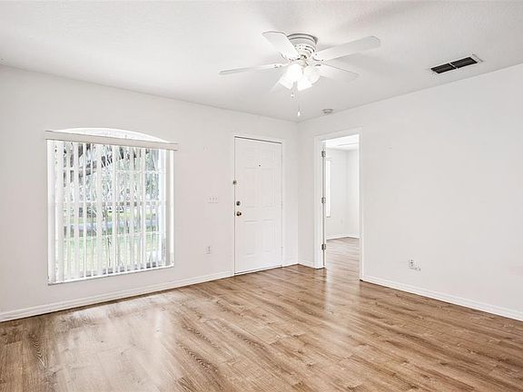 3rd image of 305 E 5th St