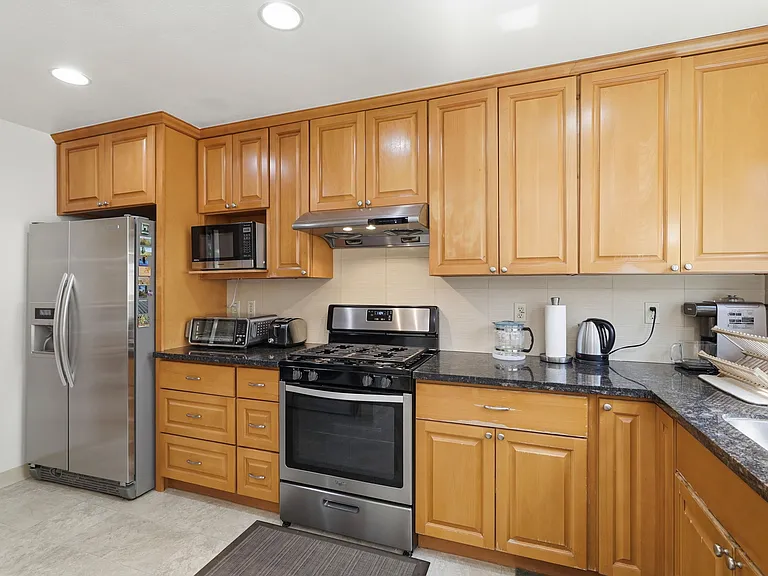 872 W Knickerbocker Dr — Photo 13