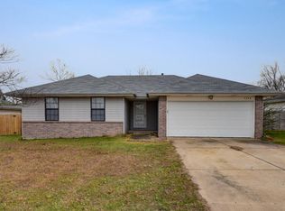 4246 Somerset Dr, Battlefield, MO 65619