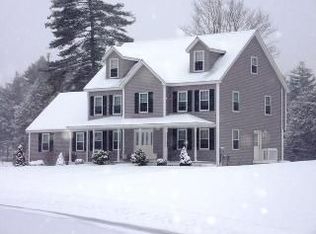 35 Wine Sap Dr, Danville, NH 03819