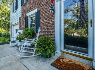 416 Drayton Rd, Oreland, PA 19075