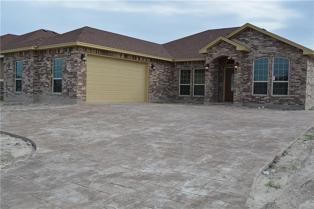 6718 Brockhampton St, Corpus Christi, TX 78414 Zillow