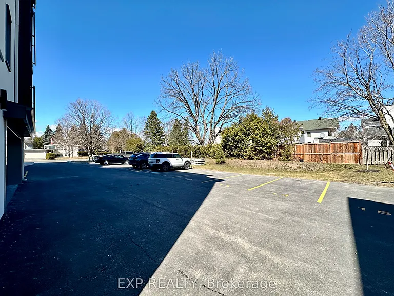 33 Maple Grove Rd #204 — Photo 17