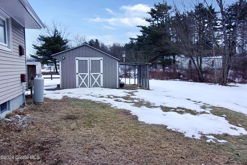 5th image of 79 Hamilton Avenue