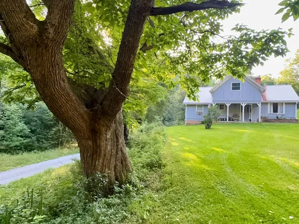 458 Board St, Summersville, WV 26651