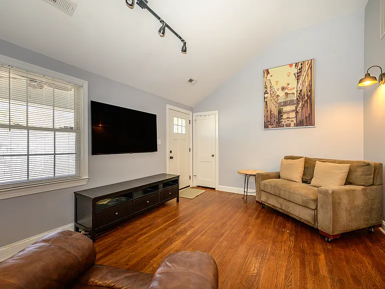 Front Room Vaulted Ceiling!