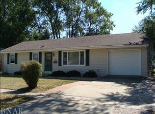 725 Hale St, Normal, IL 61761