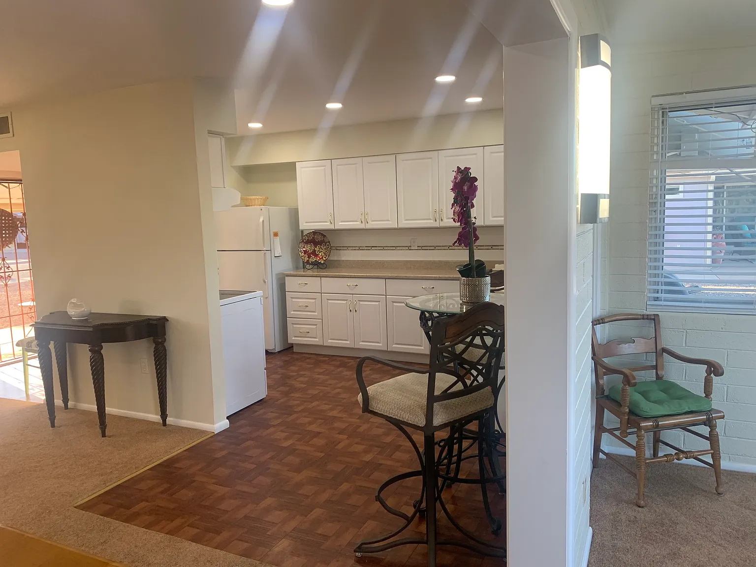 2 bed, 1270 sqft, $1,595 — Photo 4