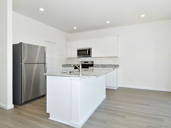 Your chef-ready kitchen awaits!