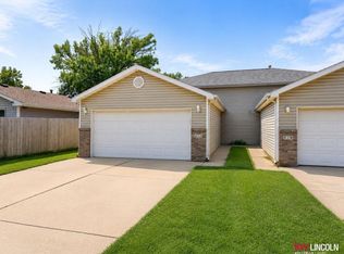 417 NW 20th St, Lincoln, NE 68528