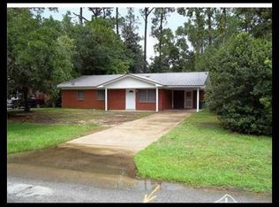 110 Linda Cir, Ocean Springs, MS 39564