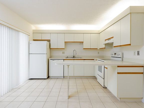 5th image of 5122 SE Lisbon Cir #C5e51da85