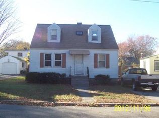 3 Vandergrift St, Lawrence, MA 01843