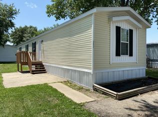 1211 SE 41st Ter, Topeka, KS 66609