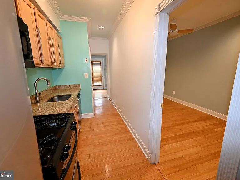550 Hobart Pl NW #2 — Photo 12