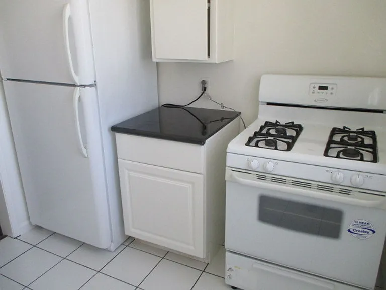 1435 N Fairfax Ave #20 — Photo 12