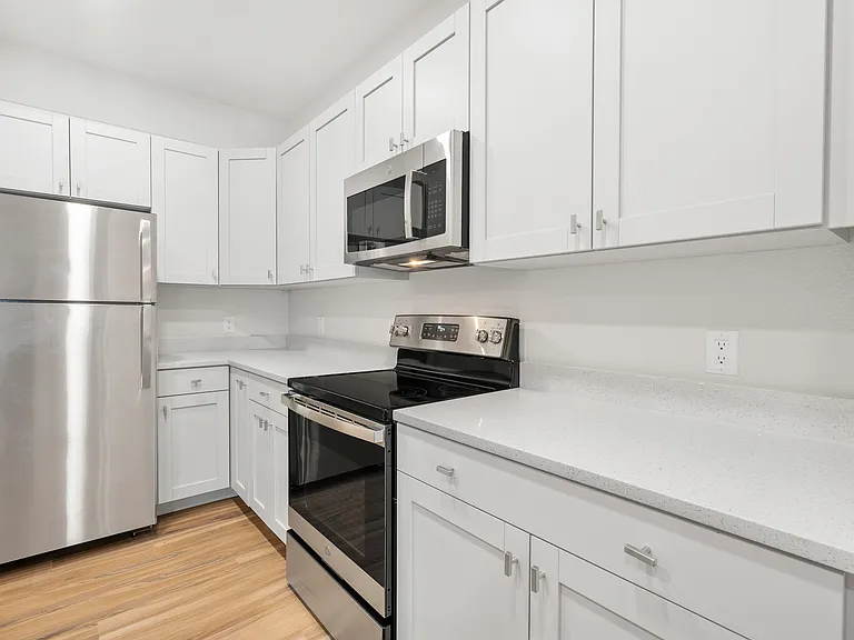 The Grove Apartment Homes — Photo 51