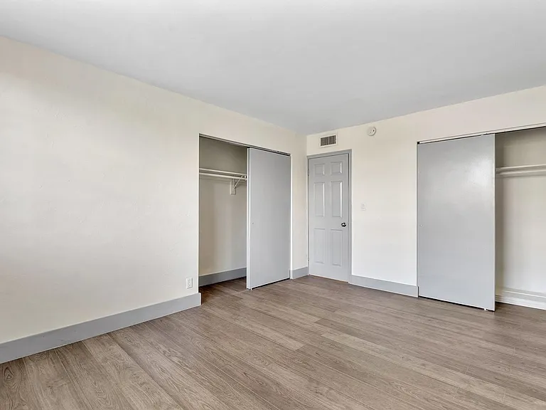 1715 N 16th Ave #115 — Photo 41