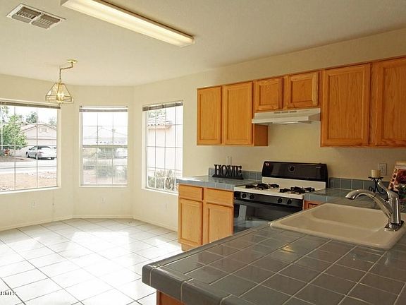 5th image of 2584 W Bluffs Peak Ct